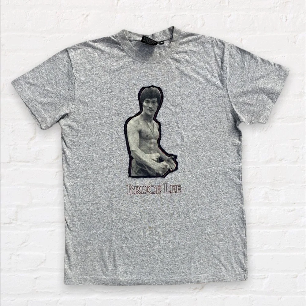 Bruce Lee gray tee with sewn on graphic and red thread - Picture 5 of 5
